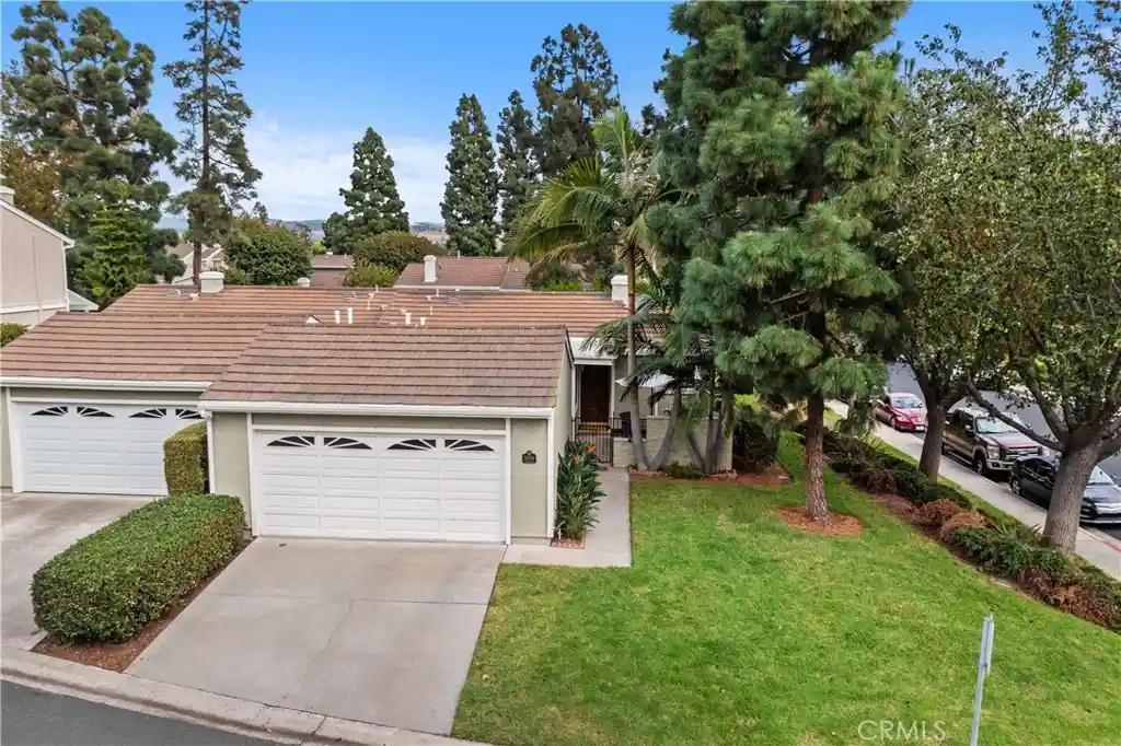 Photo 1 of Single family home for sale at 33056 Commodore Ct, San Juan Capistrano, CA 92675 | MLS# OC26219629 | Listing updated on 2026-10-31
