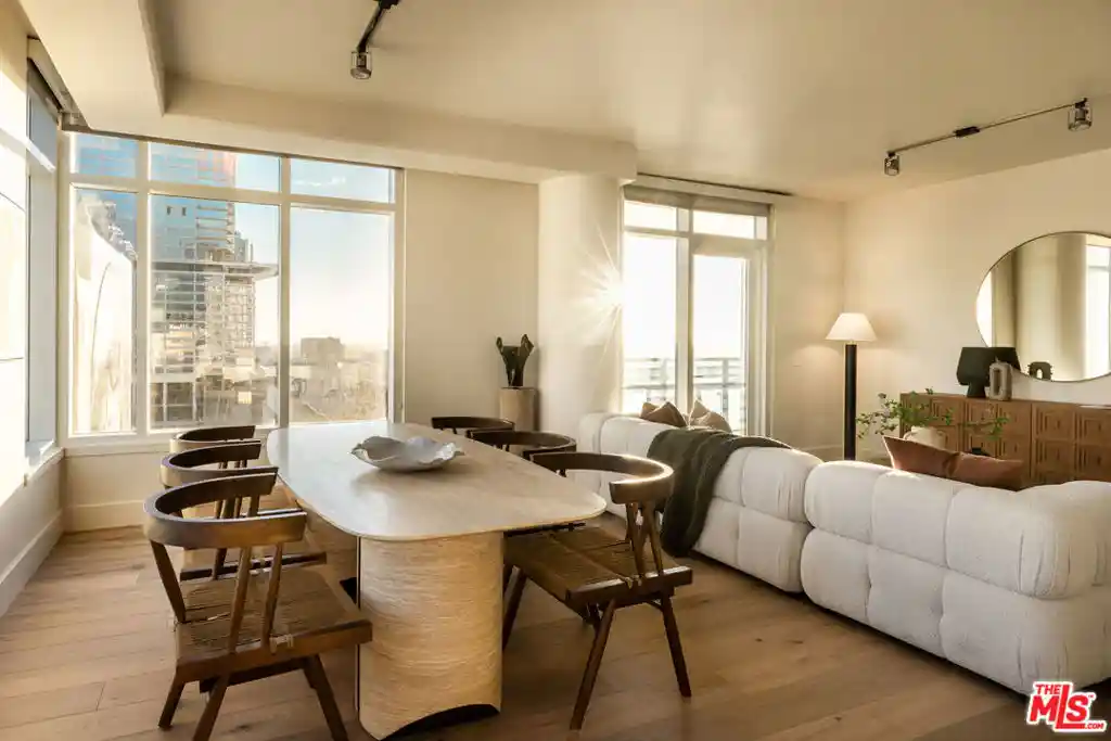 Condo for sale at 717 W Olympic Blvd #1607, Los Angeles, CA 90015 | MLS# 26104435