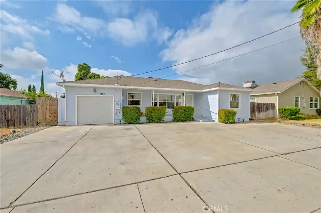 Photo 1 of Sale Pending at 291 N Parsons Ave, Merced, CA 95341 | MLS# MC26228036 | Listing updated on 2026-10-29