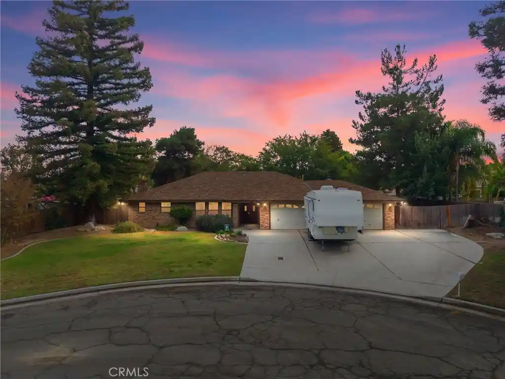 Single family home for sale at 1512 Old Stage St, Bakersfield, CA 93312 | MLS# PW26228812
