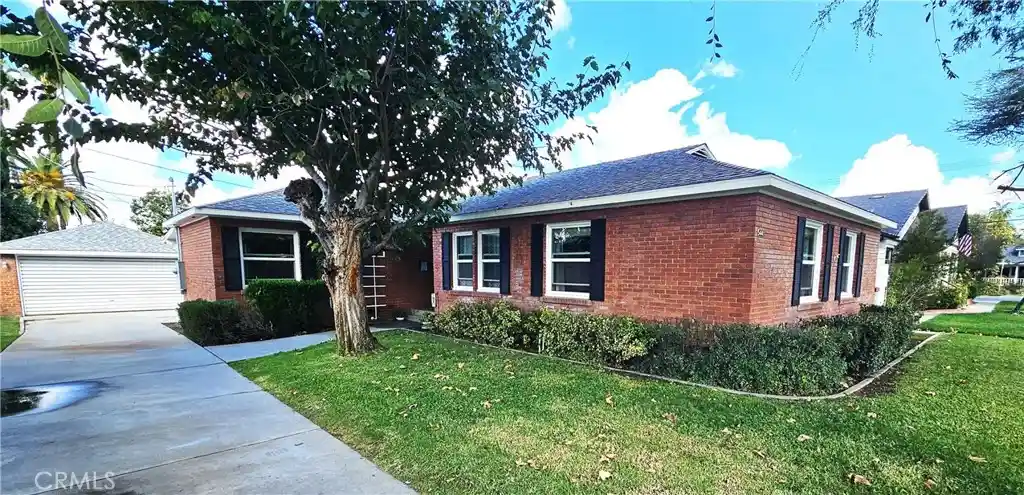Photo 1 of Single family home for sale at 5441 Alden Rd, Riverside, CA 92506 | MLS# PW26230069 | Listing updated on 2026-10-30