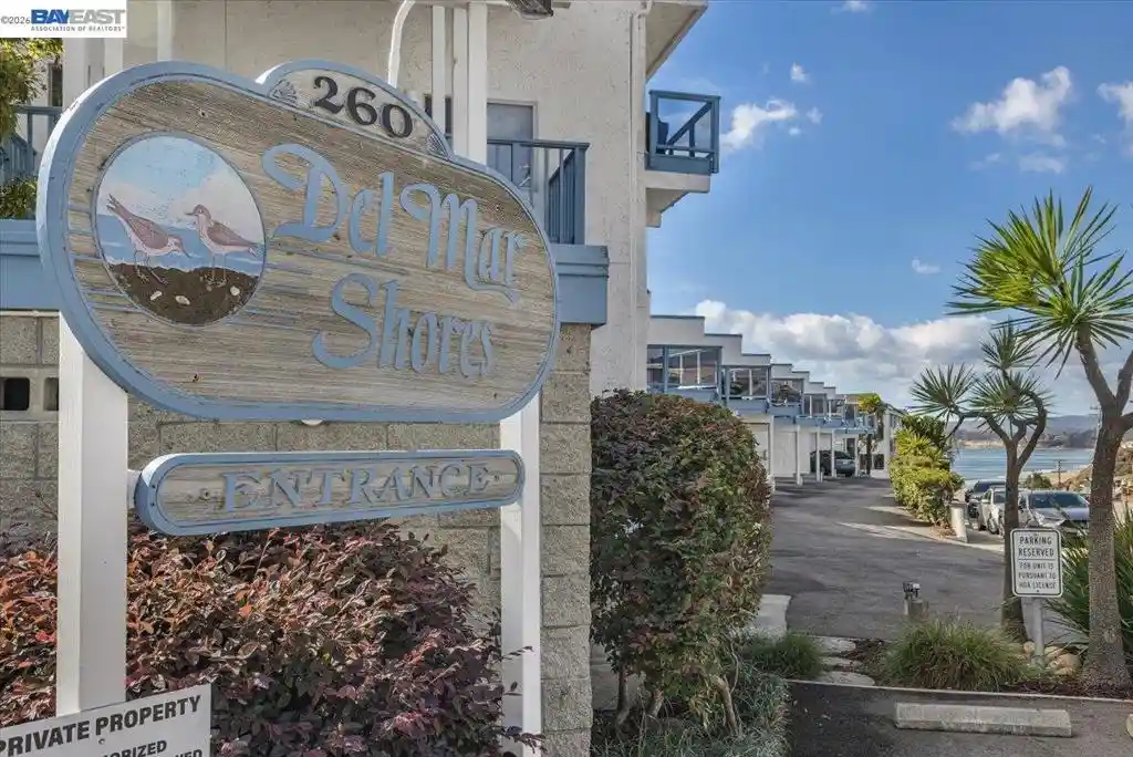 Condo for sale at 260 Rio Del Mar Blvd #6, Aptos, CA 95003 | MLS# 41152254