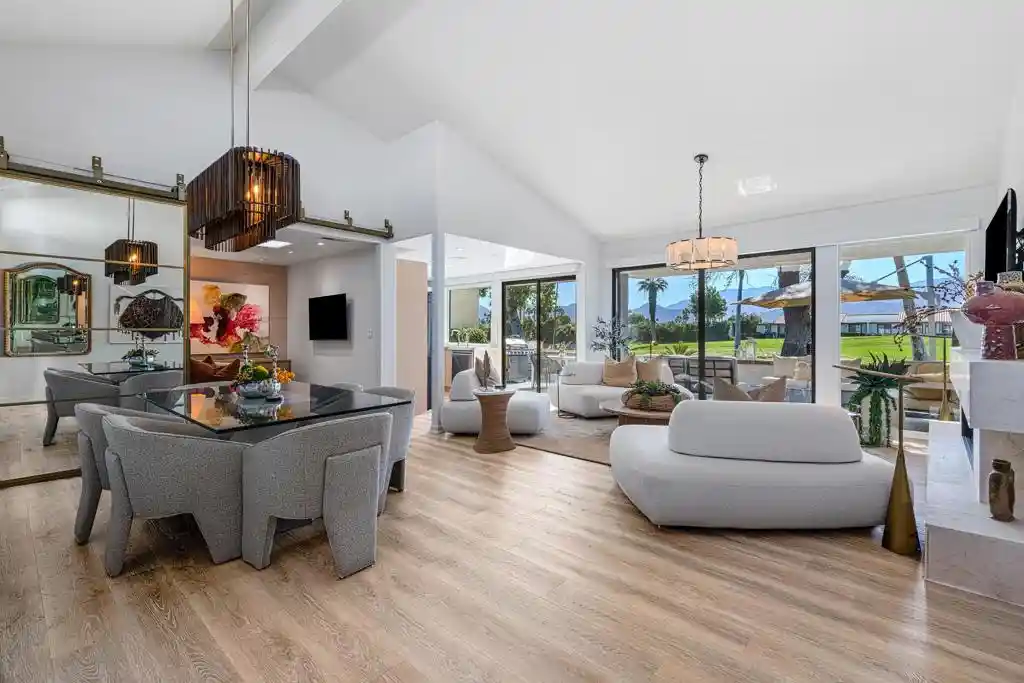 Listing Photo 1 - Condo for sale in 103 Avenida Las Palmas located at 103 Avenida Las Palmas, Rancho Mirage, CA 92270 - Unit 103 Avenida Las Palmas