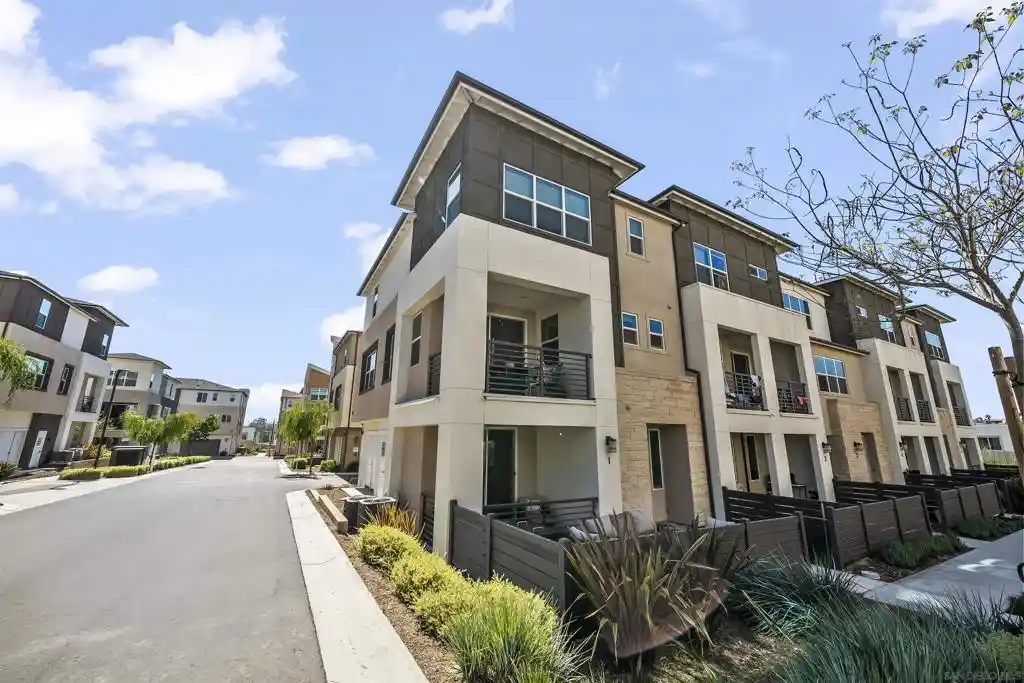 Townhouse for sale at 785 Vada St #1, Chula Vista, CA 91911 | MLS# 260025669SD