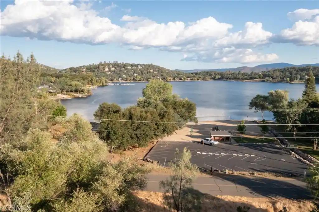 Land for sale at 18490 N Shore Dr, Hidden Valley Lake, CA 95467 | MLS# LC26230528