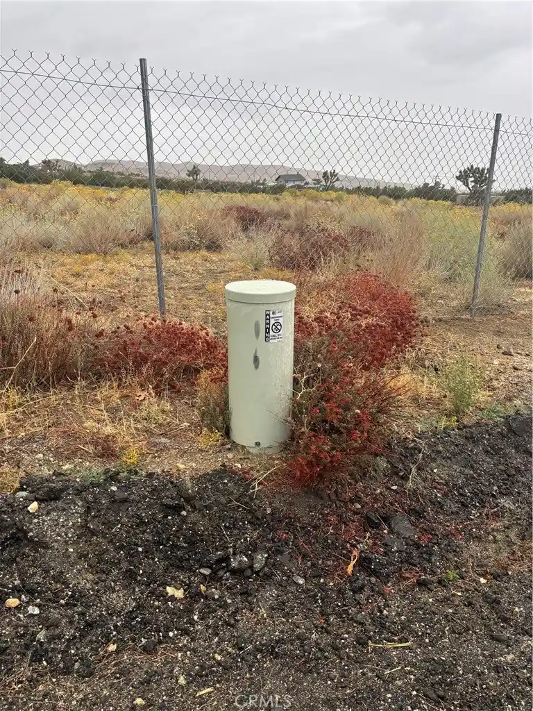 Land for sale at 106 106th, Juniper Hills, CA 93543 | MLS# SR26226524