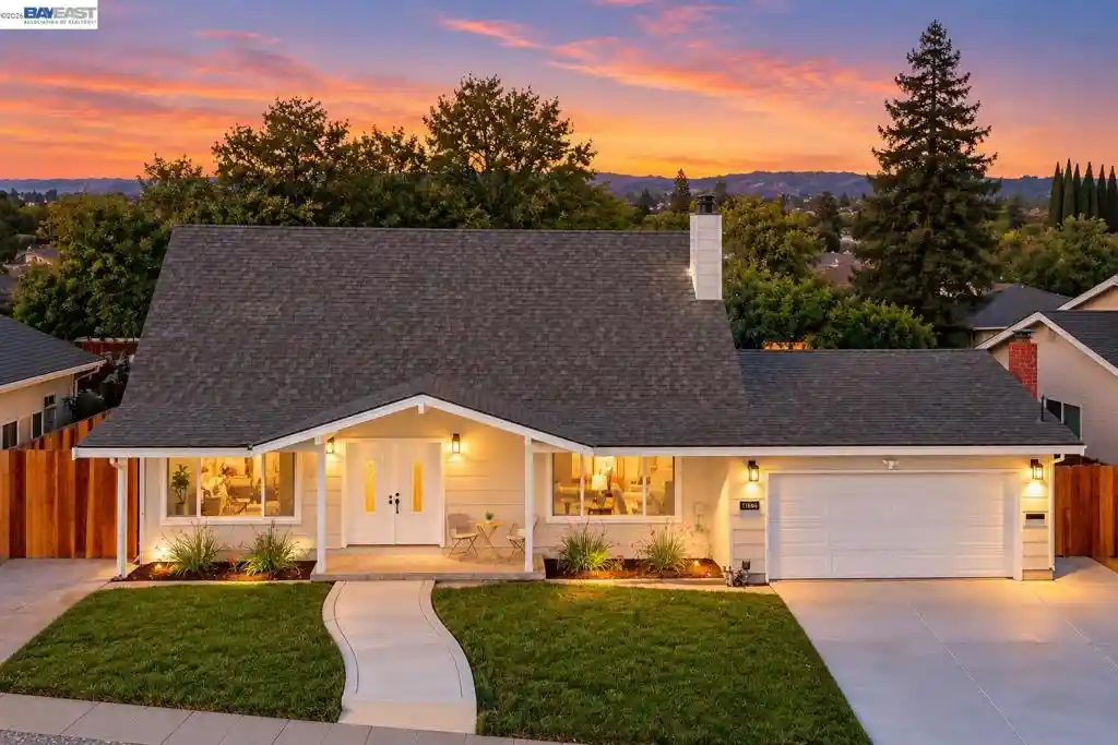 Single family home for sale at 11686 Regio Dr, Dublin, CA 94568 | MLS# 41152281