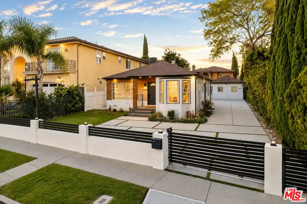 Single family home for sale at 5143 Newcastle Ave, Encino, CA 91316 | MLS# 26104493