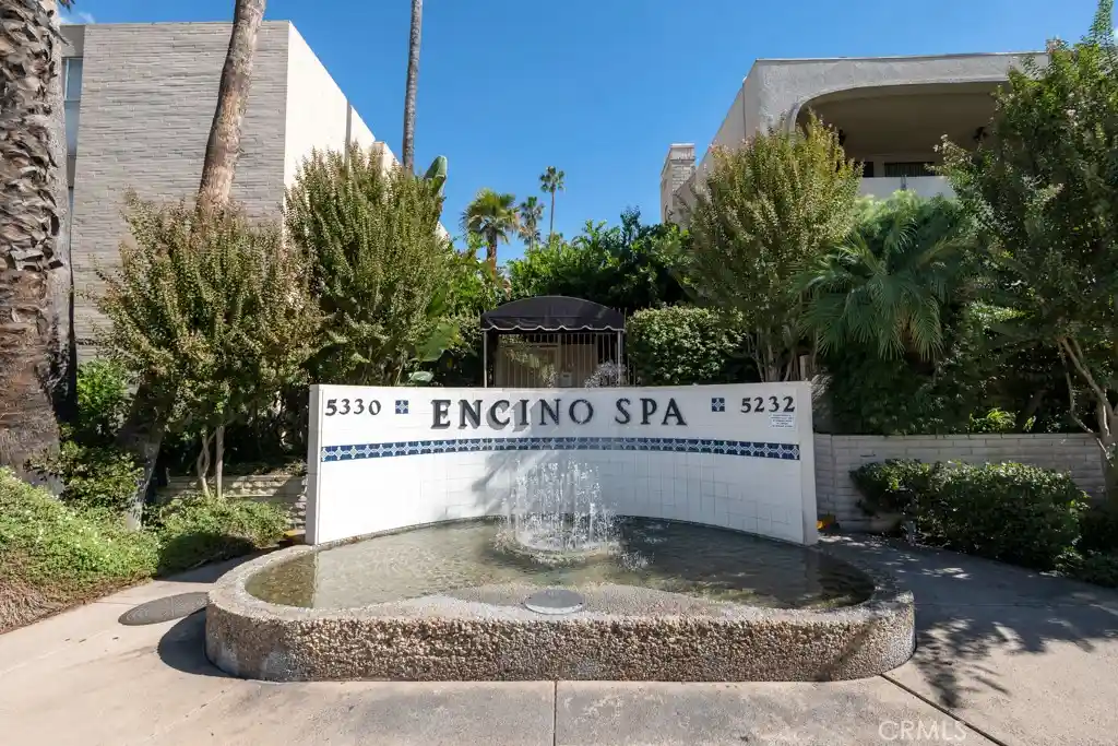 Condo for sale at 5330 Lindley Ave #209, Encino, CA 91316 | MLS# SR26225511