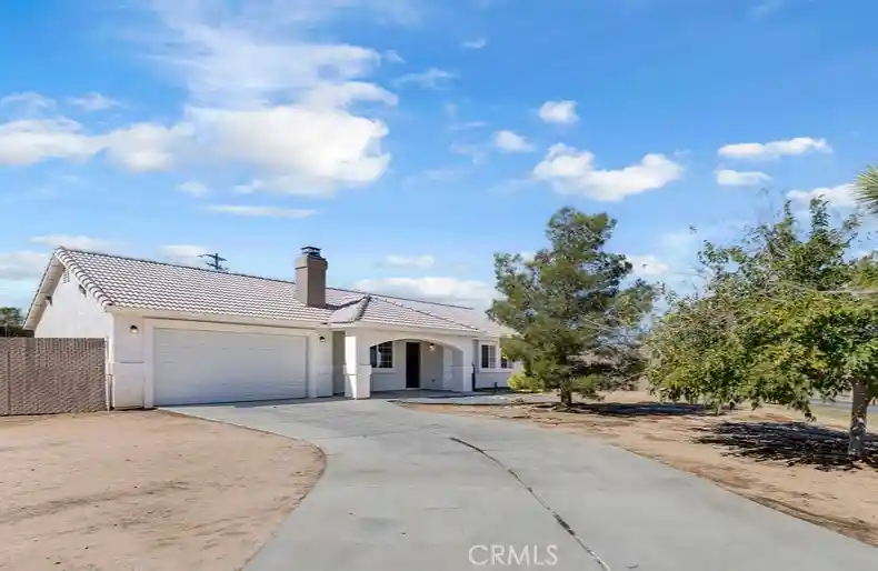 Single family home for sale at 7310 Del Monte Ave, Yucca Valley, CA 92284 | MLS# SW26222981