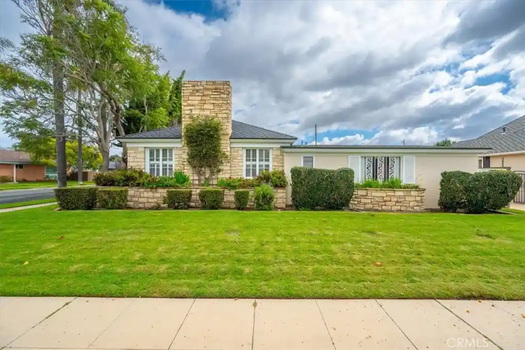 Single family home for sale at 300 E Las Flores, Santa Maria, CA 93454 | MLS# PI26230872