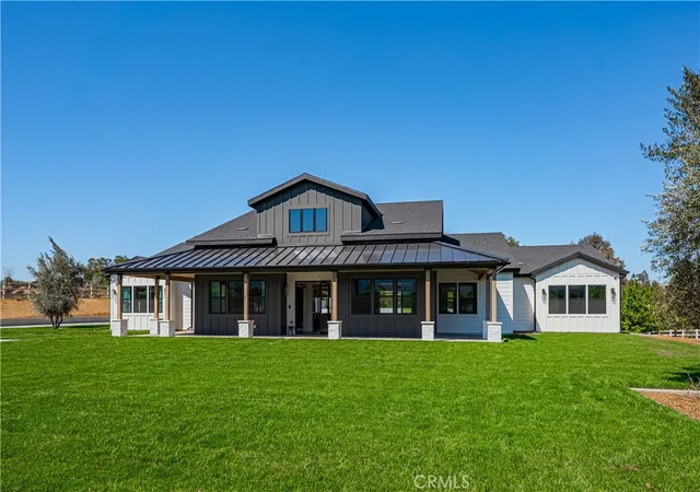 Single family home for sale at 22720 Grand Ave, Wildomar, CA 92595 | MLS# SW26230971