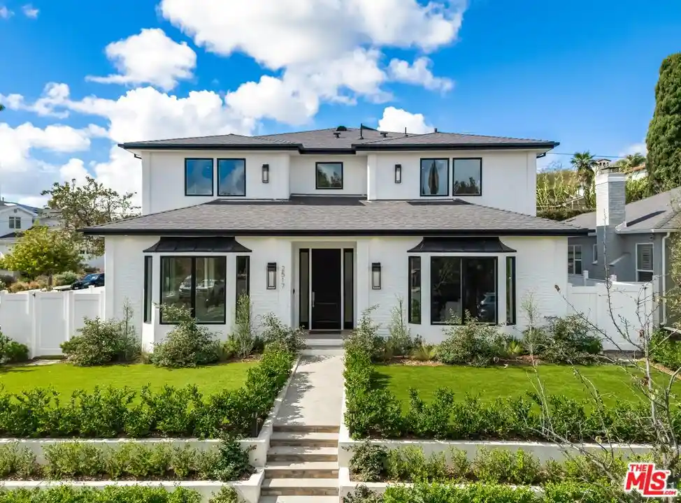 Single family home for sale at 2517 S Canfield Ave, Los Angeles, CA 90034 | MLS# 26104215