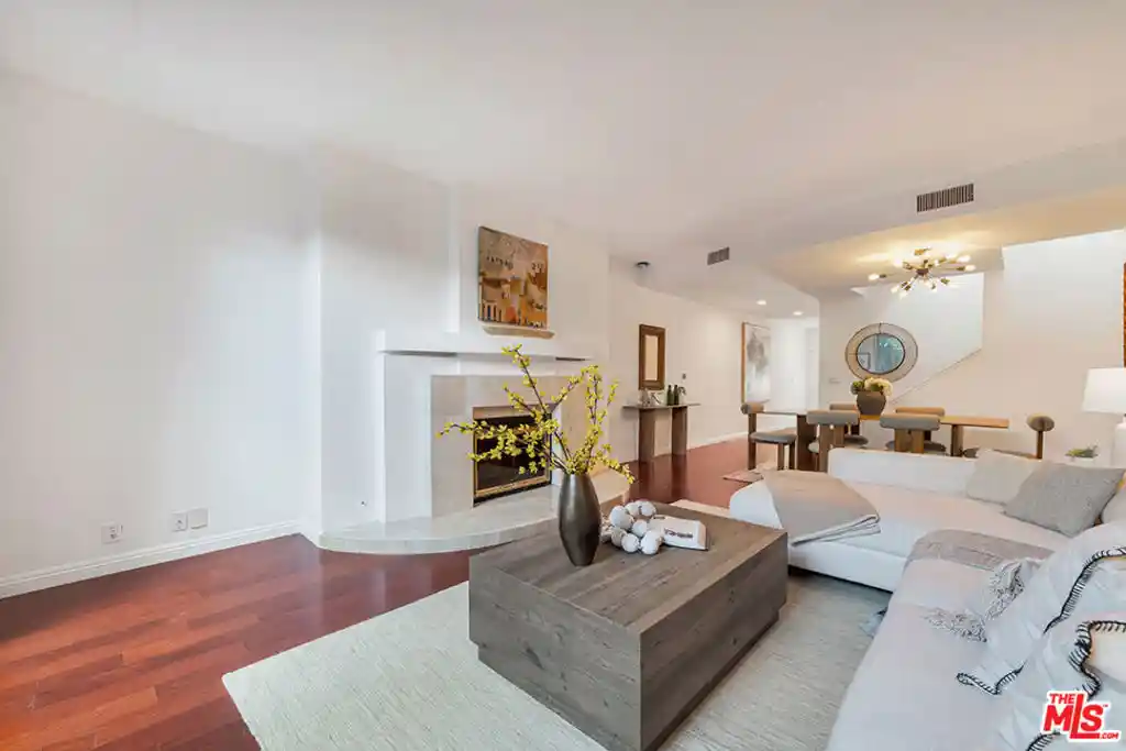 Photo 1 of Townhouse for sale at 1436 20th Street #9, Santa Monica, CA 90404 | MLS# 26104113 | Listing updated on 2026-10-28