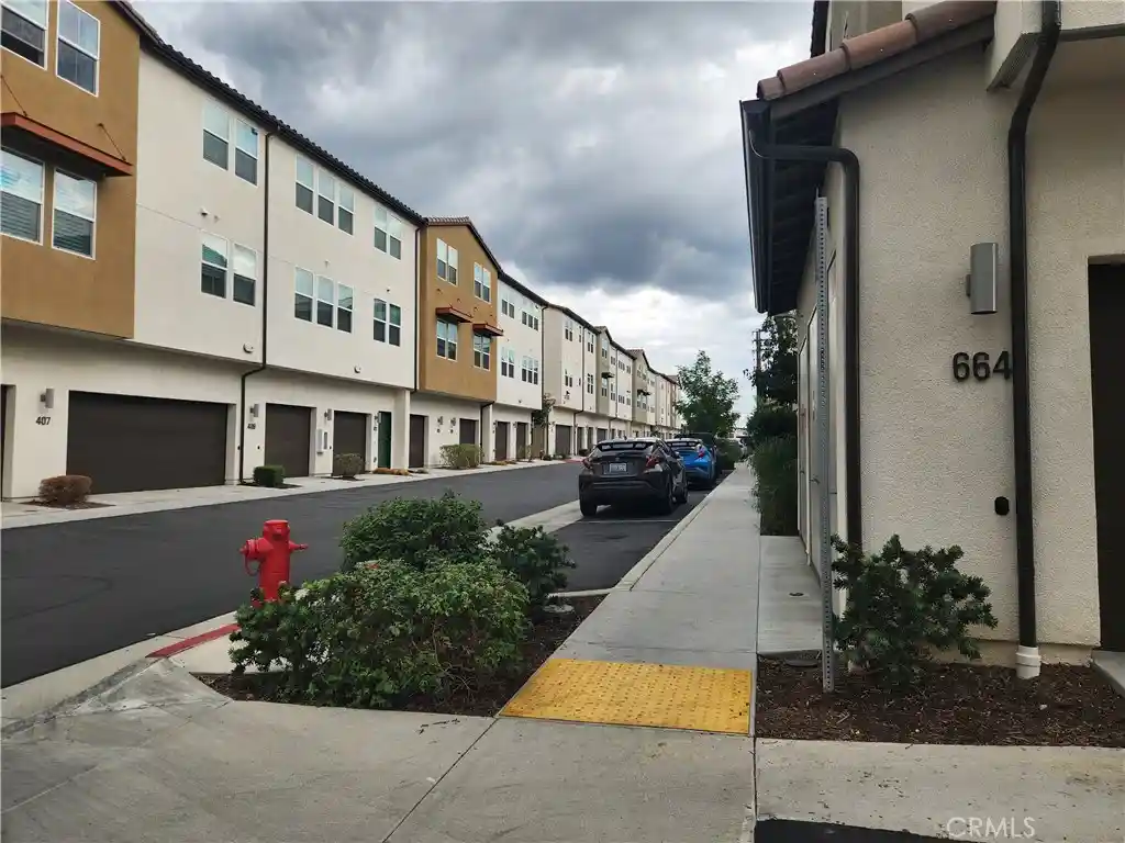 Photo 1 of Condo for sale at 662 Lemon Ln, Covina, CA 91723 | MLS# CV26230628 | Listing updated on 2026-10-31