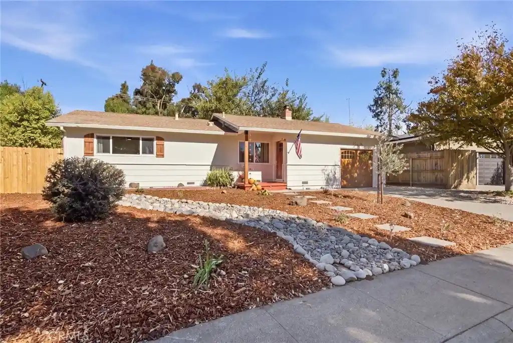Single family home for sale at 36 Lakewood Way, Chico, CA 95926 | MLS# SN26231101