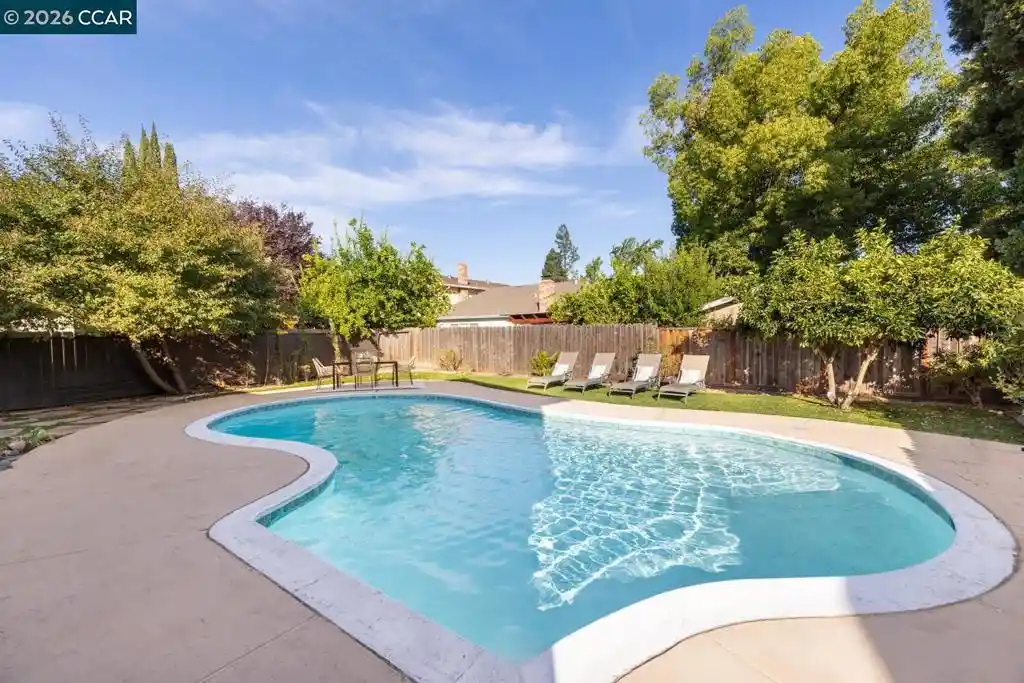 Single family home for sale at 2225 Sierra Ct, Concord, CA 94518 | MLS# 41152366