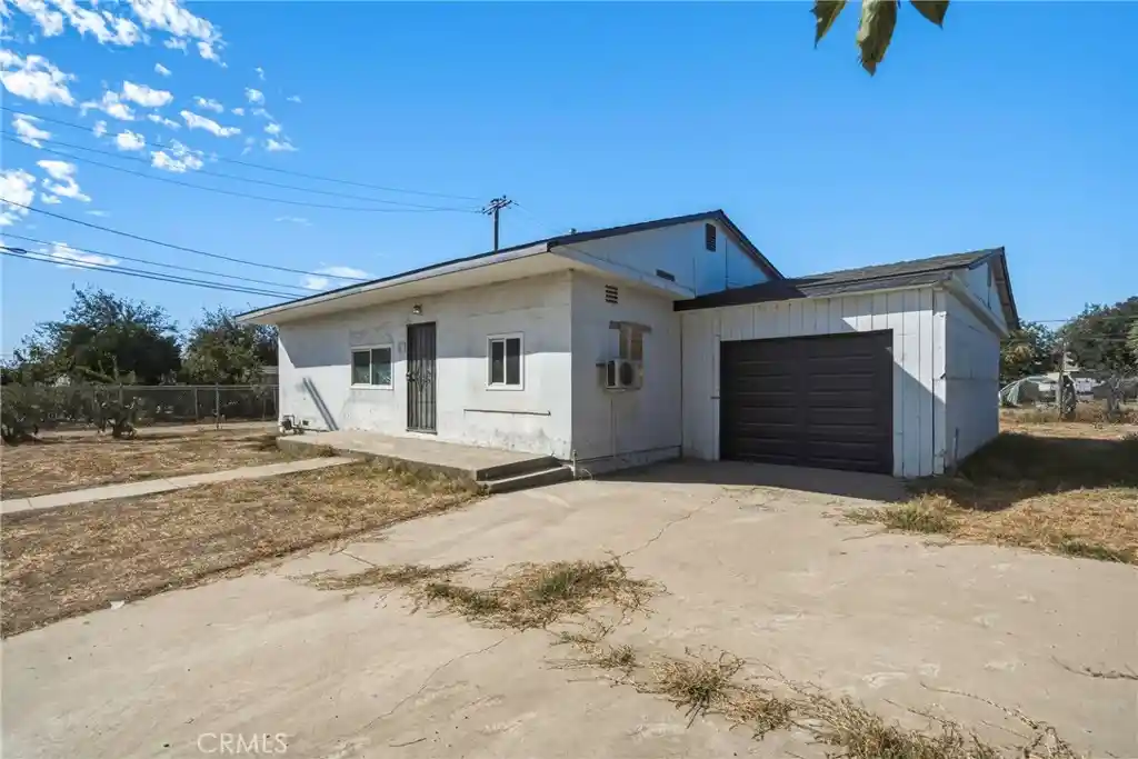 Photo 1 of Multi family home for sale at 817 S Ash, Pixley, CA 93256 | MLS# NS26231348 | Listing updated on 2026-10-28