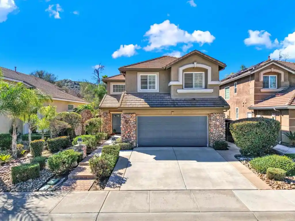 Single family home for sale at 29626 Platanus Dr, Escondido, CA 92026 | MLS# NDP2609849
