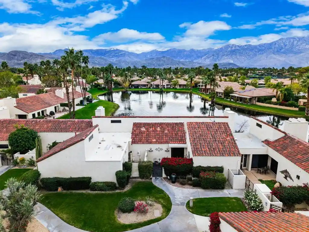 Condo for sale at 457 Sunningdale Dr, Rancho Mirage, CA 92270 | MLS# 219154992DA