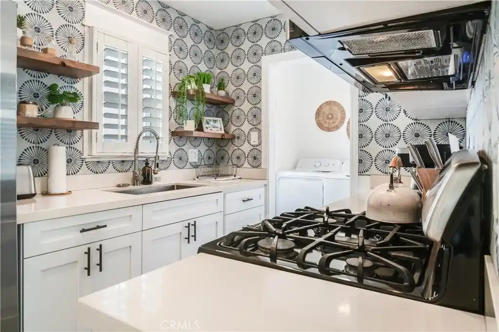 Single family home for sale at 12247 Cedar Ave, Hawthorne, CA 90250 | MLS# PV26230546