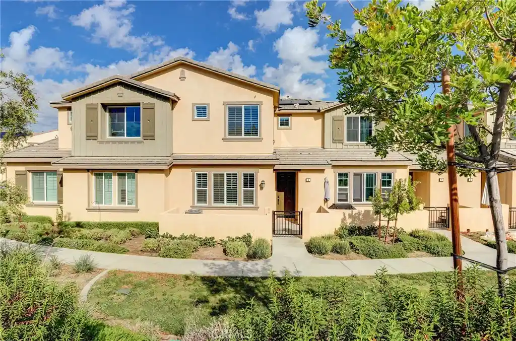 Photo 1 of Townhouse for sale at 16012 Lasselle #5, Moreno Valley, CA 92551 | MLS# IV26229832 | Listing updated on 2026-10-28