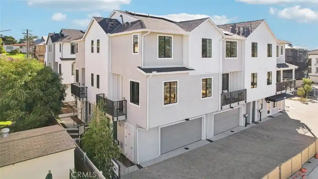 Photo 1 of Condo for sale at 2339 Tanzanite Glen, Escondido, CA 92025 | MLS# SW26231793 | Listing updated on 2026-10-28
