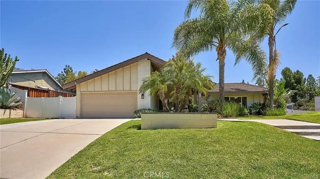 Photo 1 of Single family home for sale at 118 Marion Blvd, Fullerton, CA 92835 | MLS# PW26221864 | Listing updated on 2026-10-28