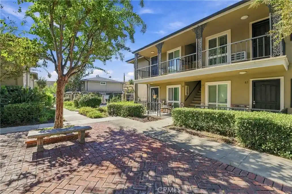 Condo for sale at 660 S Glassell, Orange, CA 92866 | MLS# OC26231834 | Listing updated on 2026-10-28
