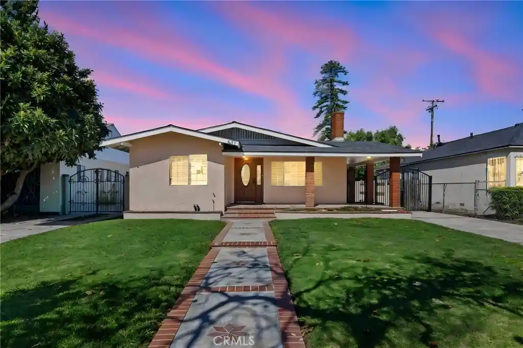 Single family home for sale at 621 E Myrtle, Santa Ana, CA 92701 | MLS# PW26231575