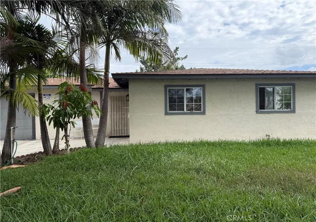 Photo 2 of Single family home for sale at 1209 S Townsend, Santa Ana, CA 92704 | MLS# PW26232210 | Listing updated on 2026-10-30