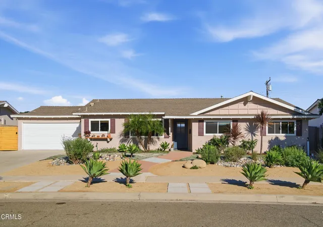 Photo 4 of Single family home for sale at 180 Cathy Dr, Newbury Park, CA 91320 | MLS# V1-39487 | Listing updated on 2026-10-30