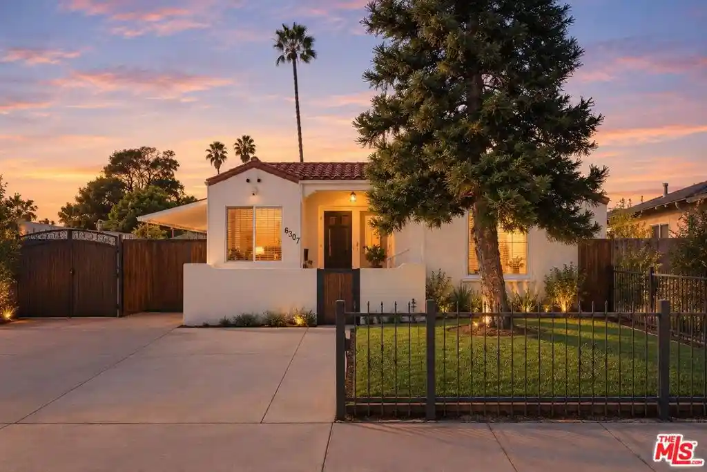 Photo 1 of Single family home for sale at 6307 Long St, Los Angeles, CA 90043 | MLS# 26103490 | Listing updated on 2026-10-28