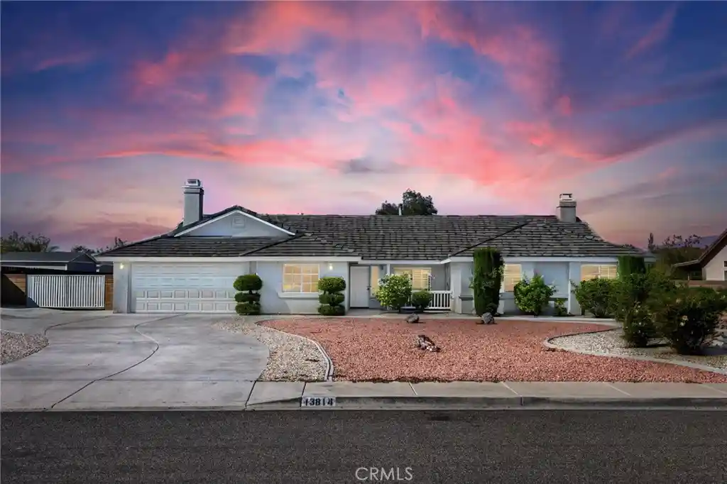 Single family home for sale at 13814 Cuyamaca, Apple Valley, CA 92307 | MLS# HD26230495