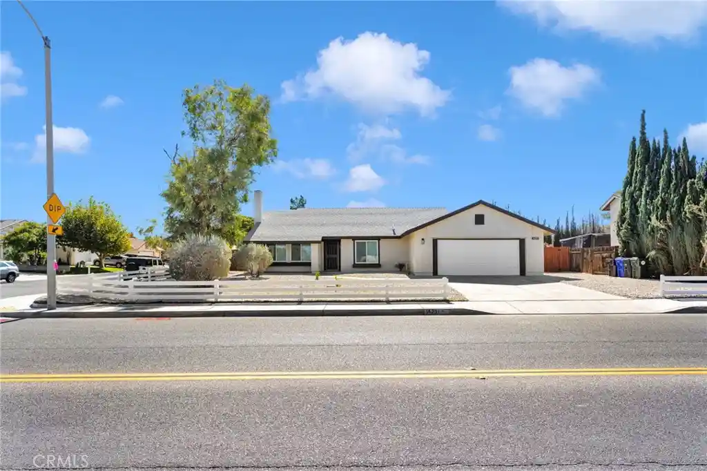 Photo 1 of Single family home for sale at 14291 Luna Rd, Victorville, CA 92392 | MLS# HD26232328 | Listing updated on 2026-10-29