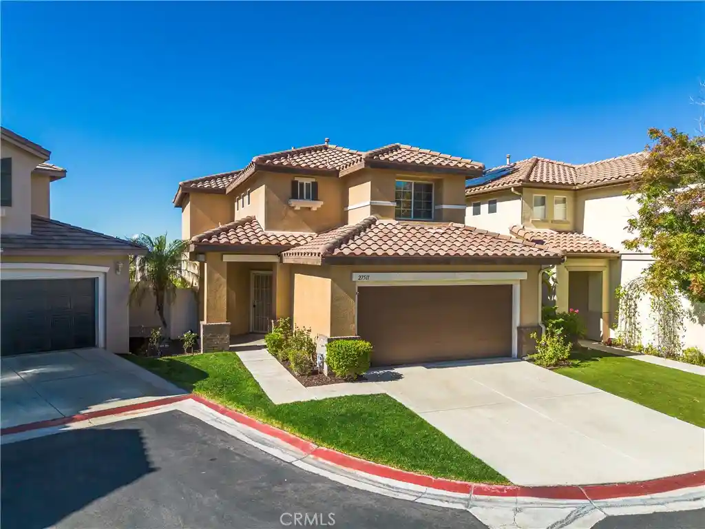 Single family home for sale at 27511 Midas Ln, Canyon Country, CA 91351 | MLS# SR26231443