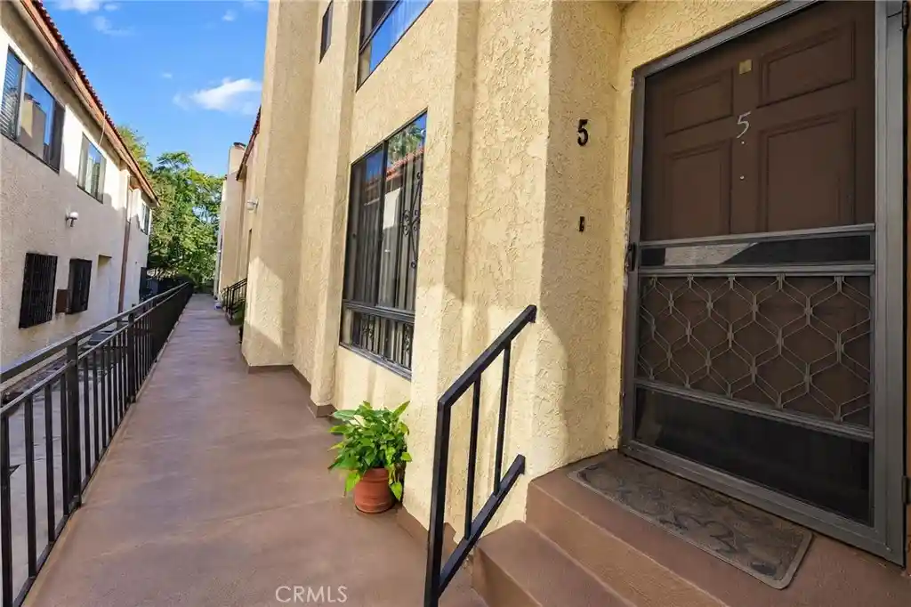 Condo for sale at 626 S 6th Street #5, Alhambra, CA 91801 | MLS# CV26231613 | Listing updated on 2026-10-29