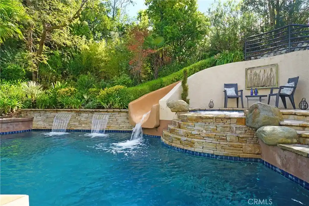 Single family home for sale at 3714 Park Colony Ct, Agoura Hills, CA 91301 | MLS# SR26226283