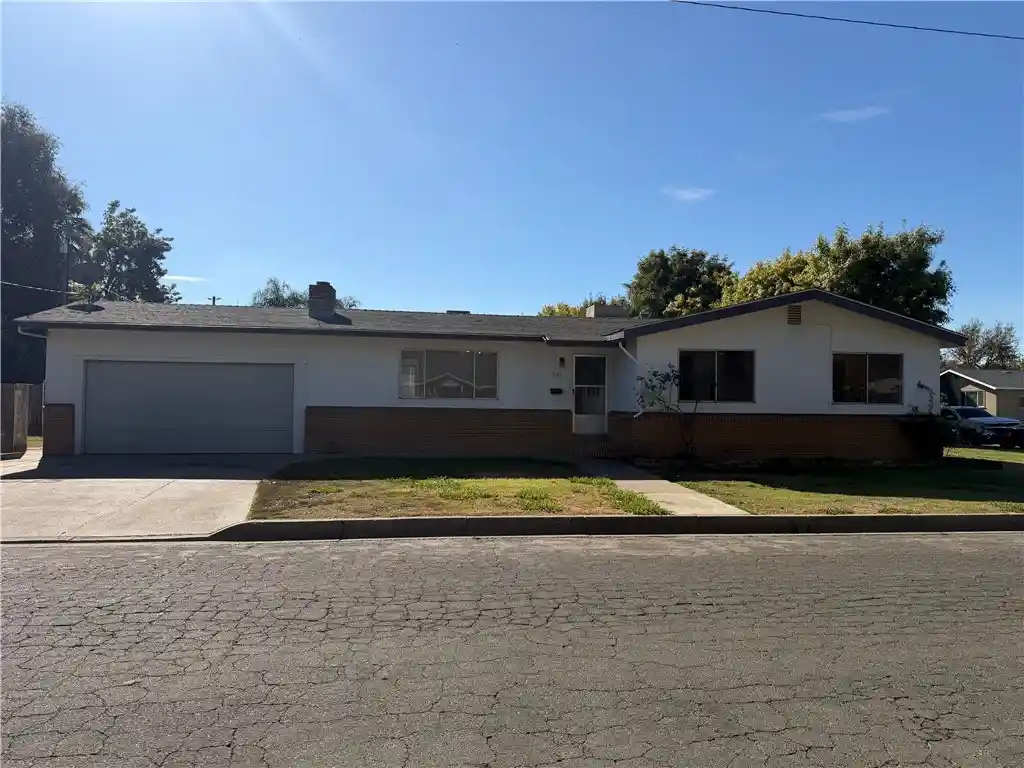 Single family home for sale at 1185 Bridgeford, Gridley, CA 95948 | MLS# SN26232476