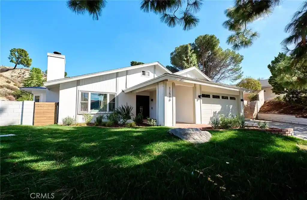 Photo 1 of Single family home for sale at 11546 Viking, Porter Ranch, CA 91326 | MLS# OC26232413 | Listing updated on 2026-10-29