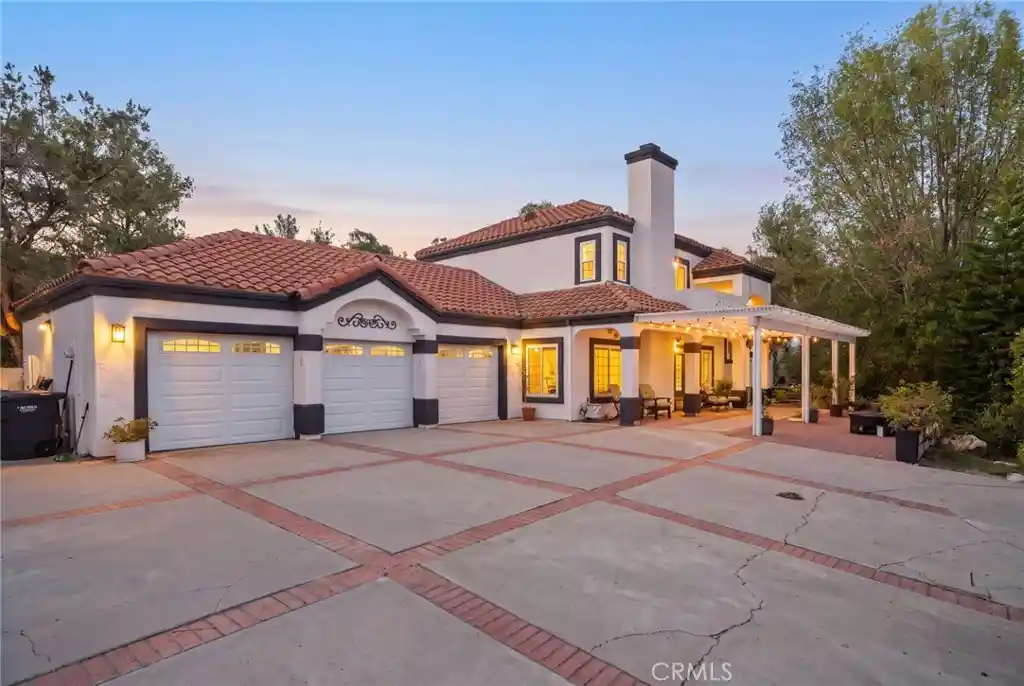 Single family home for sale at 40789 Rock Mountain, Fallbrook, CA 92028 | MLS# IG26227097