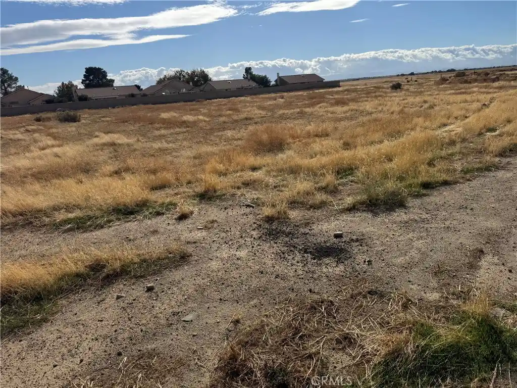 Land for sale at 0 Rosamond Blvd, Rosamond, CA 93560 | MLS# SR26230522