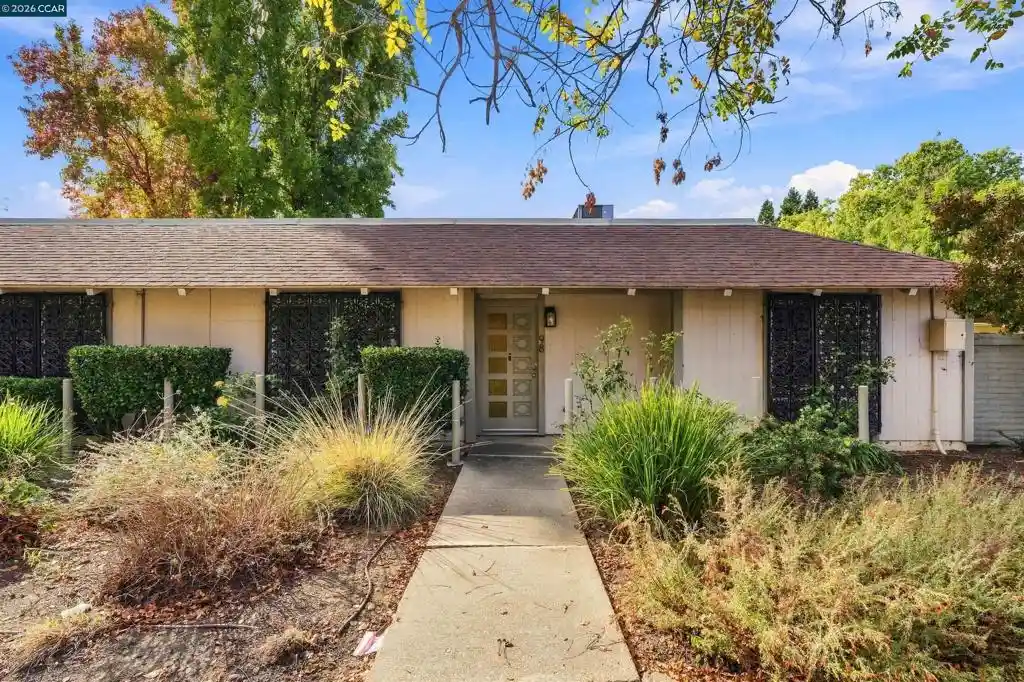 Photo 1 of Condo for sale at 825 Oak Grv Rd #98, Concord, CA 94518 | MLS# 41152470 | Listing updated on 2026-10-28
