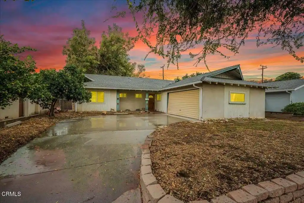 Single family home for sale at 125 Hayes Ave, Ventura, CA 93003 | MLS# V1-39500