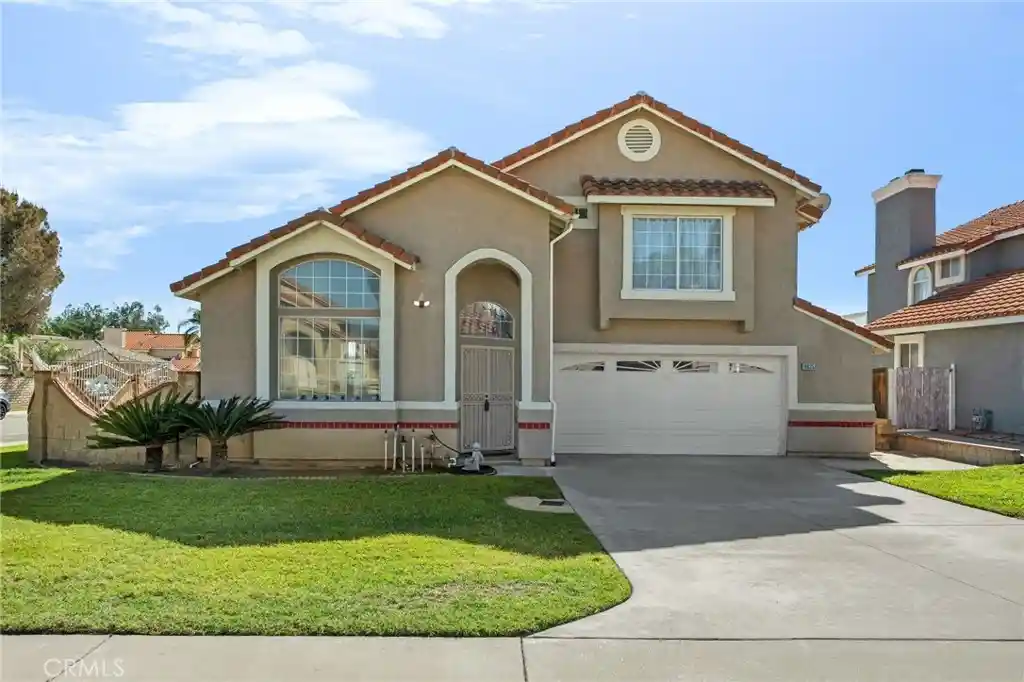 Single family home for sale at 18035 San Jacinto, Fontana, CA 92336 | MLS# IG26230518