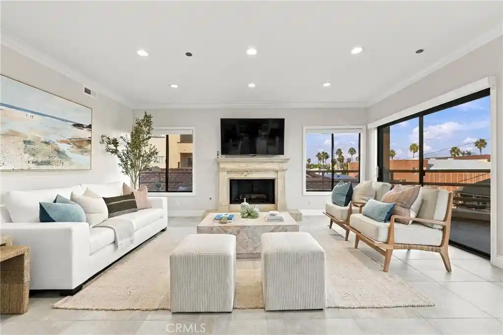 Photo 1 of Condo for sale at 512 Esplanade, Redondo Beach, CA 90277 | MLS# SB26231229 | Listing updated on 2026-10-29