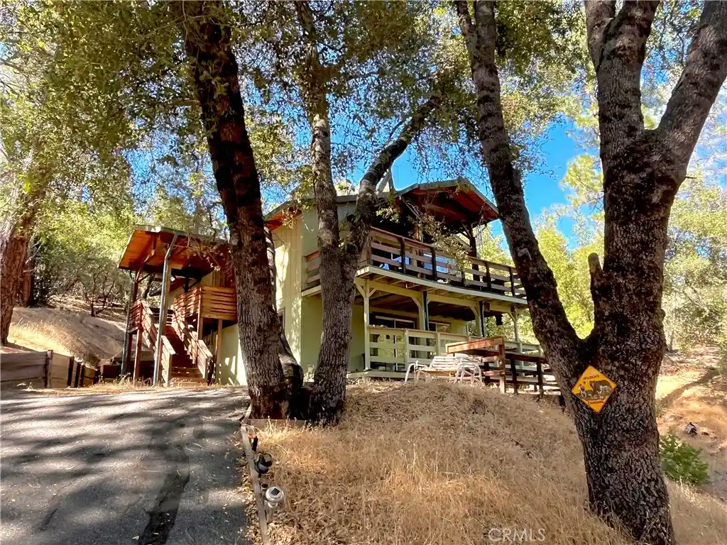 Single family home for sale at 20872 Mckinley Way, Groveland, CA 95321 | MLS# PW26232827