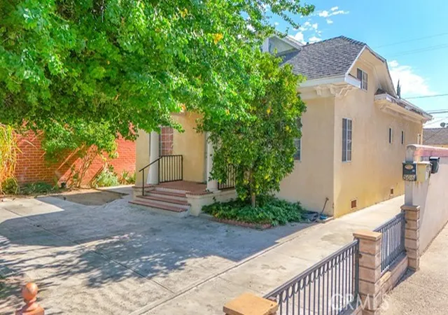 Photo 1 of Single family home for sale at 506 S Brand Blvd, San Fernando, CA 91340 | MLS# SR26232028 | Listing updated on 2026-10-30
