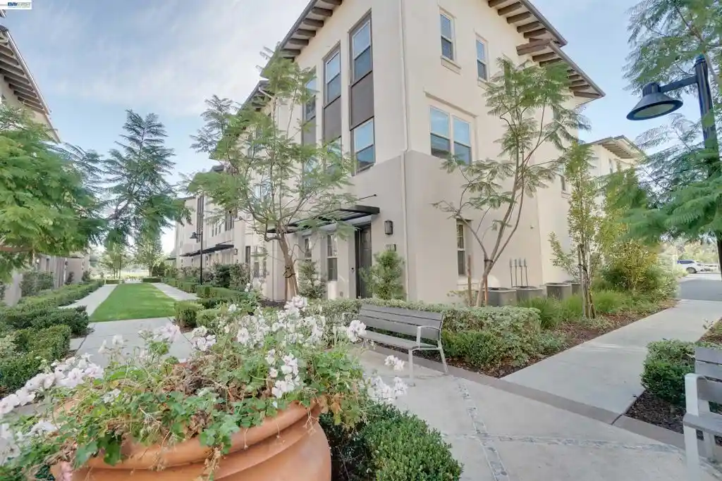 Condo for sale at 1061 Harebell Pl, San Jose, CA 95131 | MLS# 41152485 | Listing updated on 2026-10-29