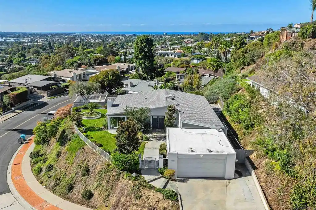 Single family home for sale at 4980 Pacifica Dr, San Diego, CA 92109 | MLS# 260025862SD